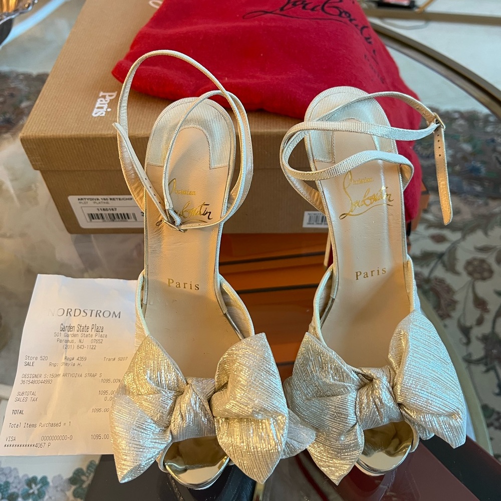 CHRISTIAN LOUBOUTIN HEELS